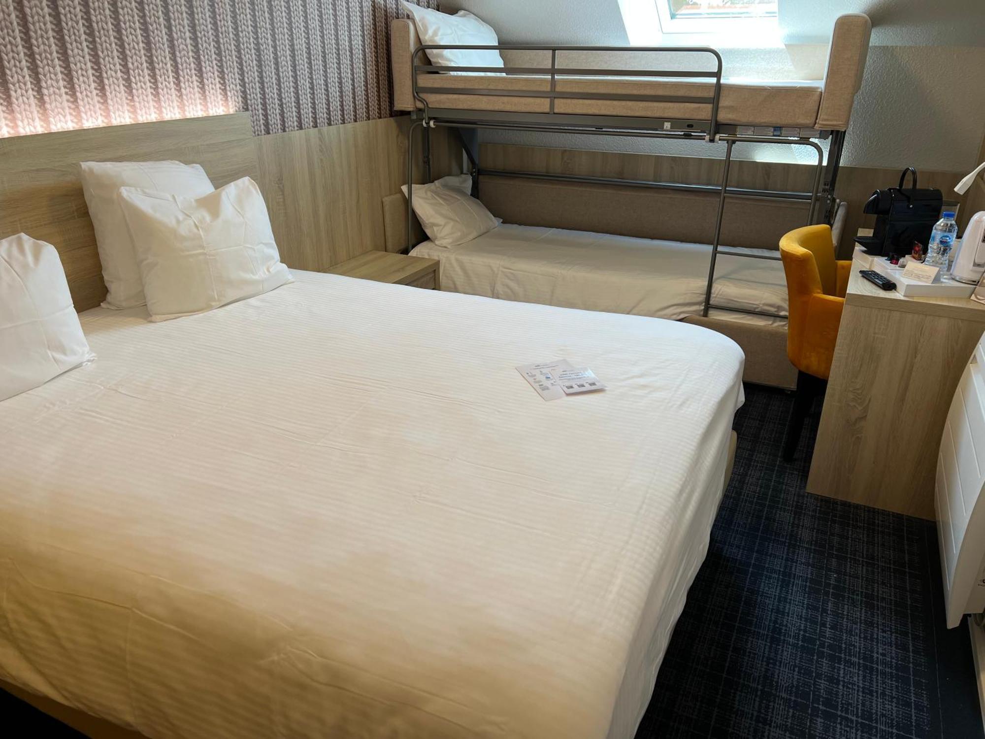 Brit Hotel Landivisiau Luaran gambar