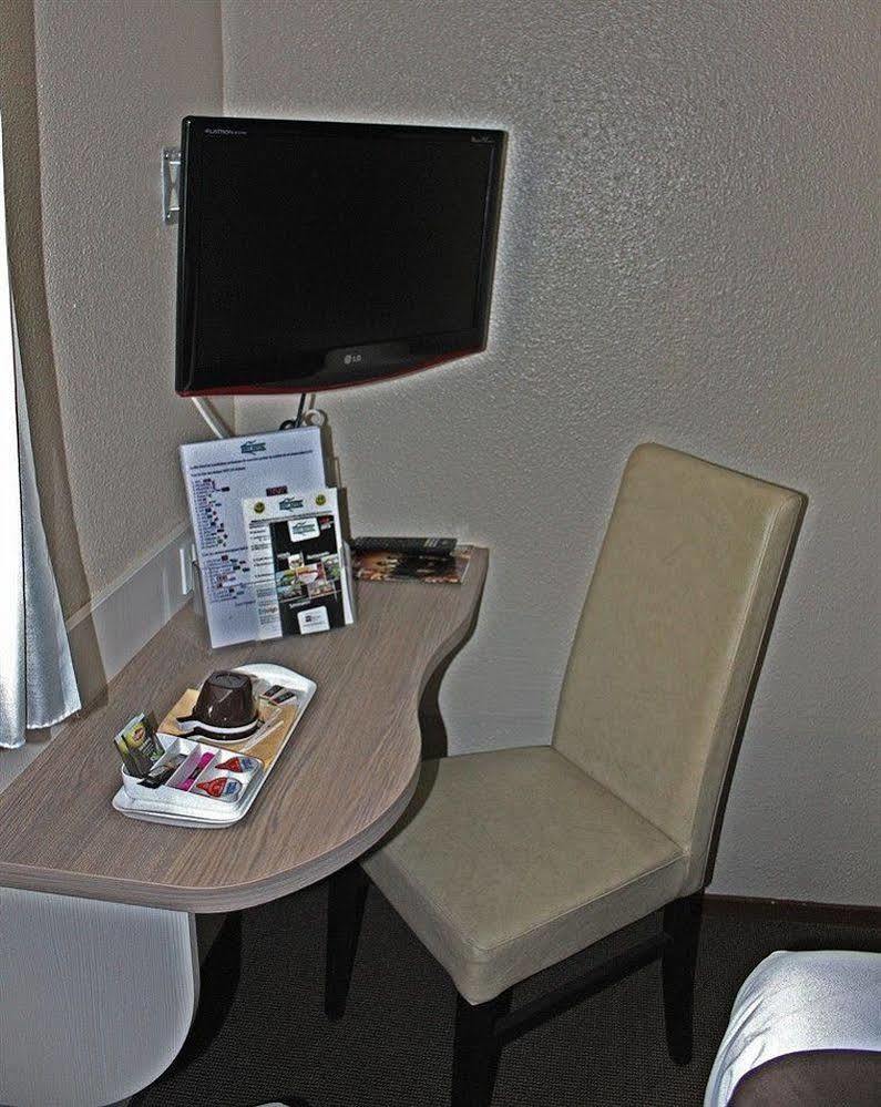 Brit Hotel Landivisiau Luaran gambar